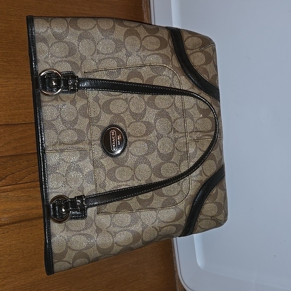 Coach handbag - Picture 14 of 14